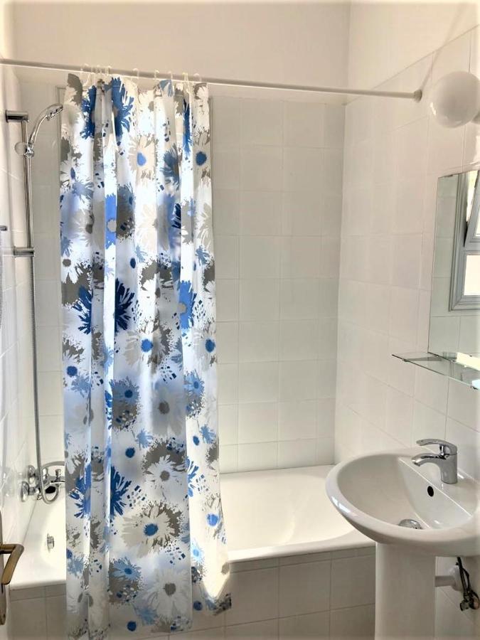 Ariadne Apartments Paphos ภายนอก รูปภาพ